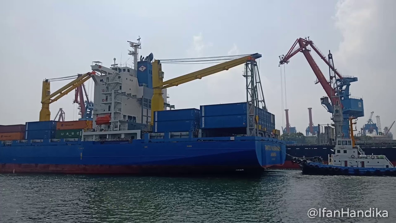 MV.TANTO NUSANTARA Keluar Pelabuhan | Port Of Tanjung Priok