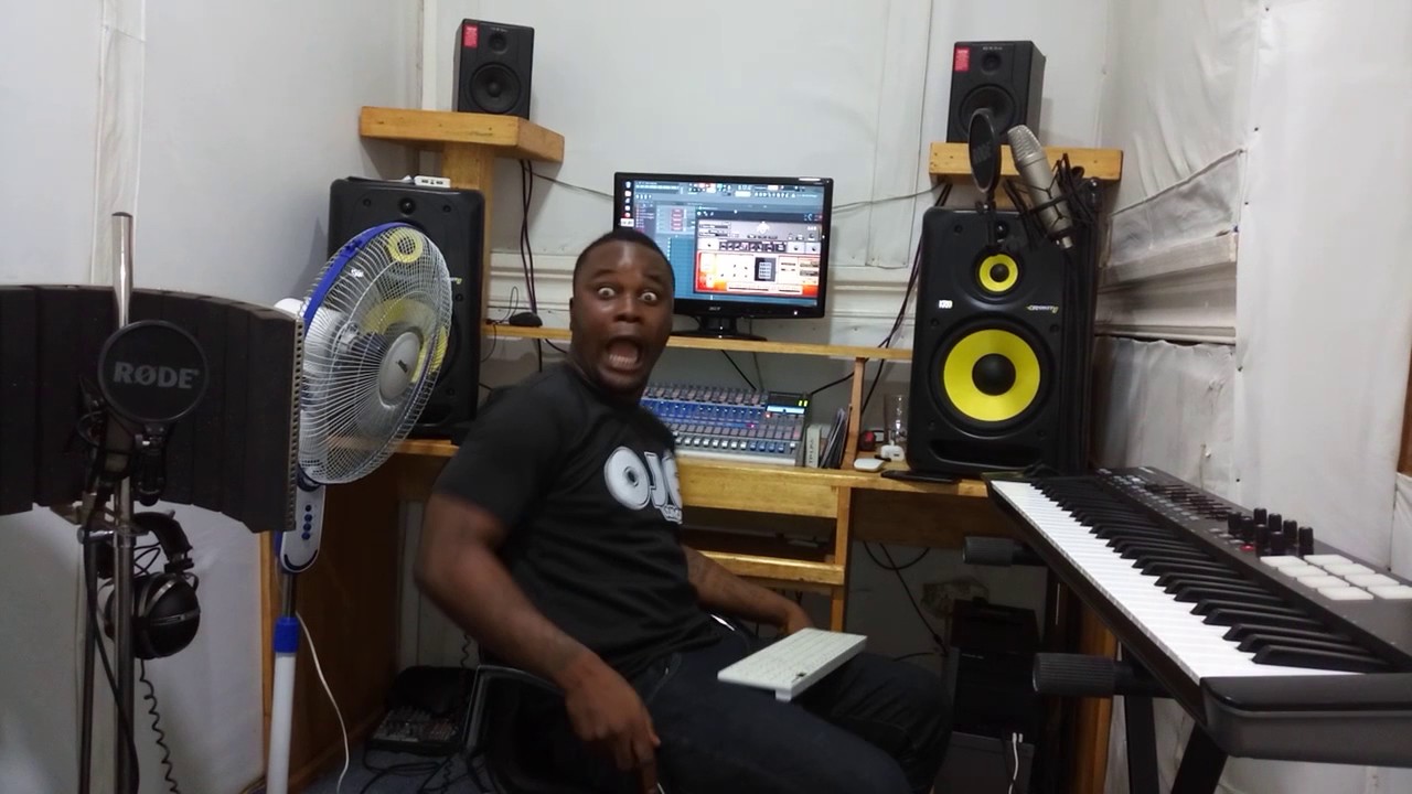 flexzy abilah   crazy stunt in studio
