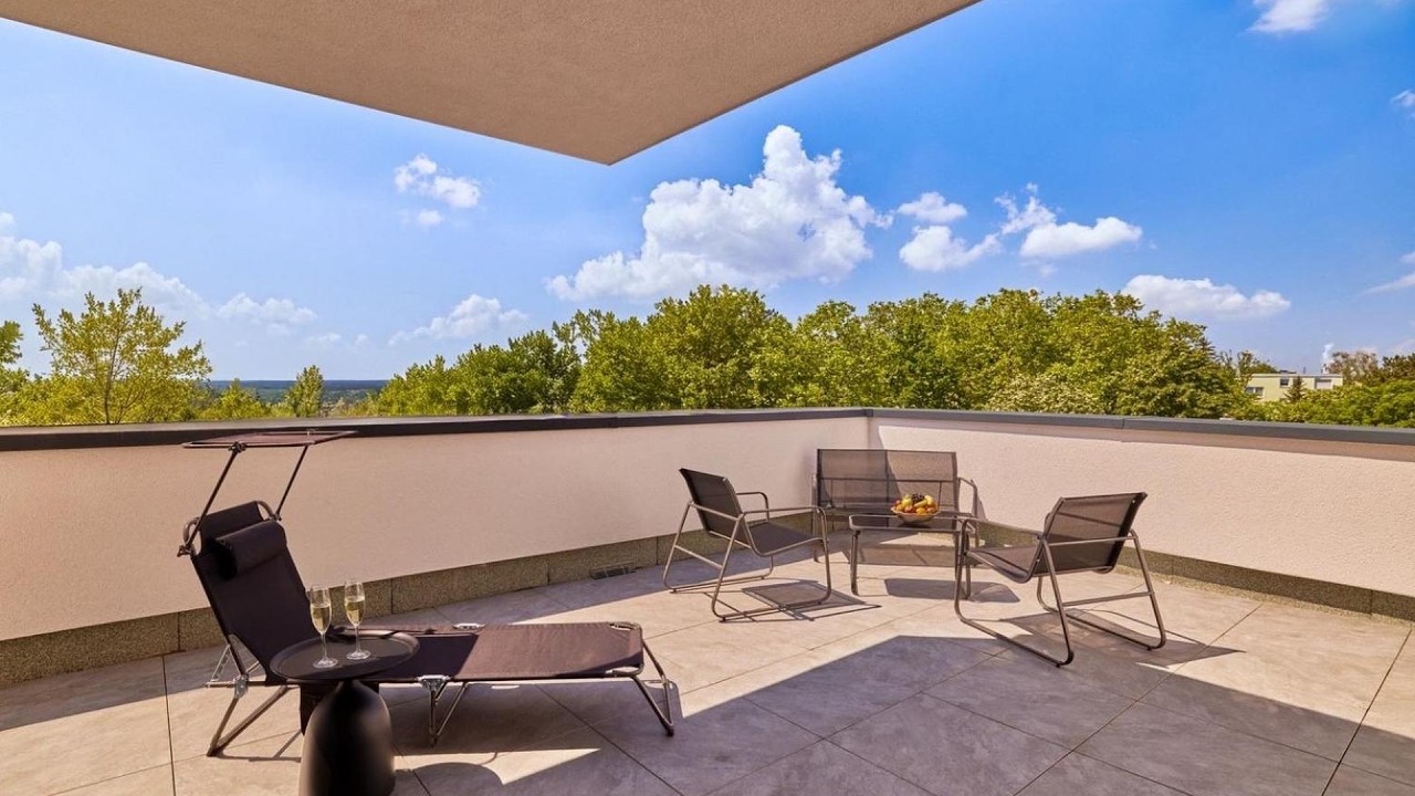 ELA Apartments Mannheim | Mannheim, Germany | Hotel Review 🌟