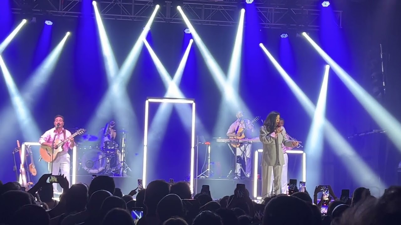 6 de sept de 2022 concierto de Mon laferte en Barcelona, parte 2