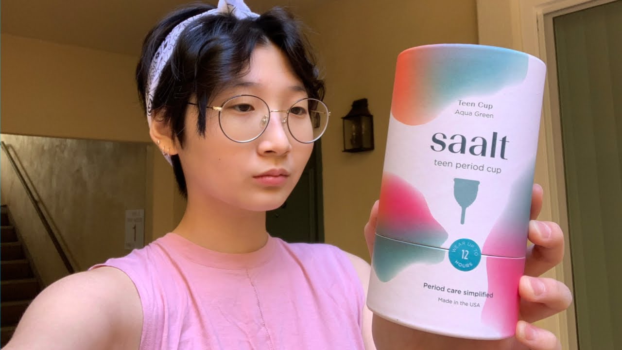Teenager tries SAALT TEEN MENSTURAL CUP for the FIRST TIME!