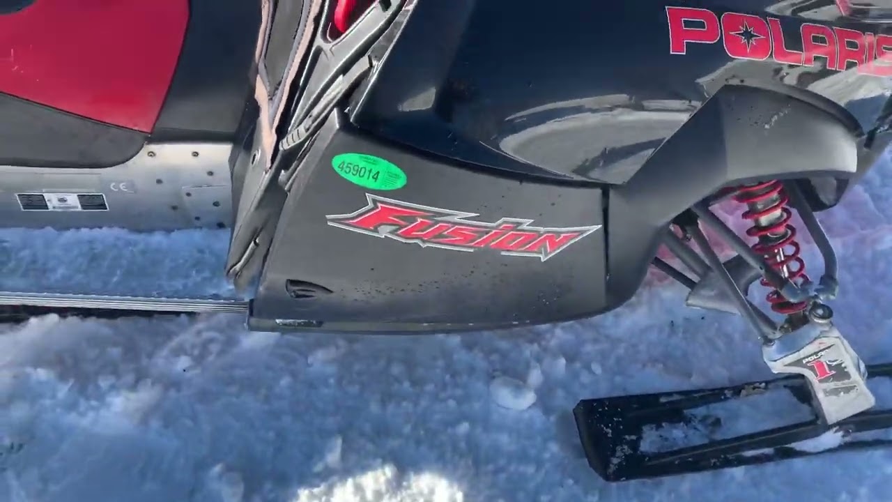 2005 Polaris fusion 900
