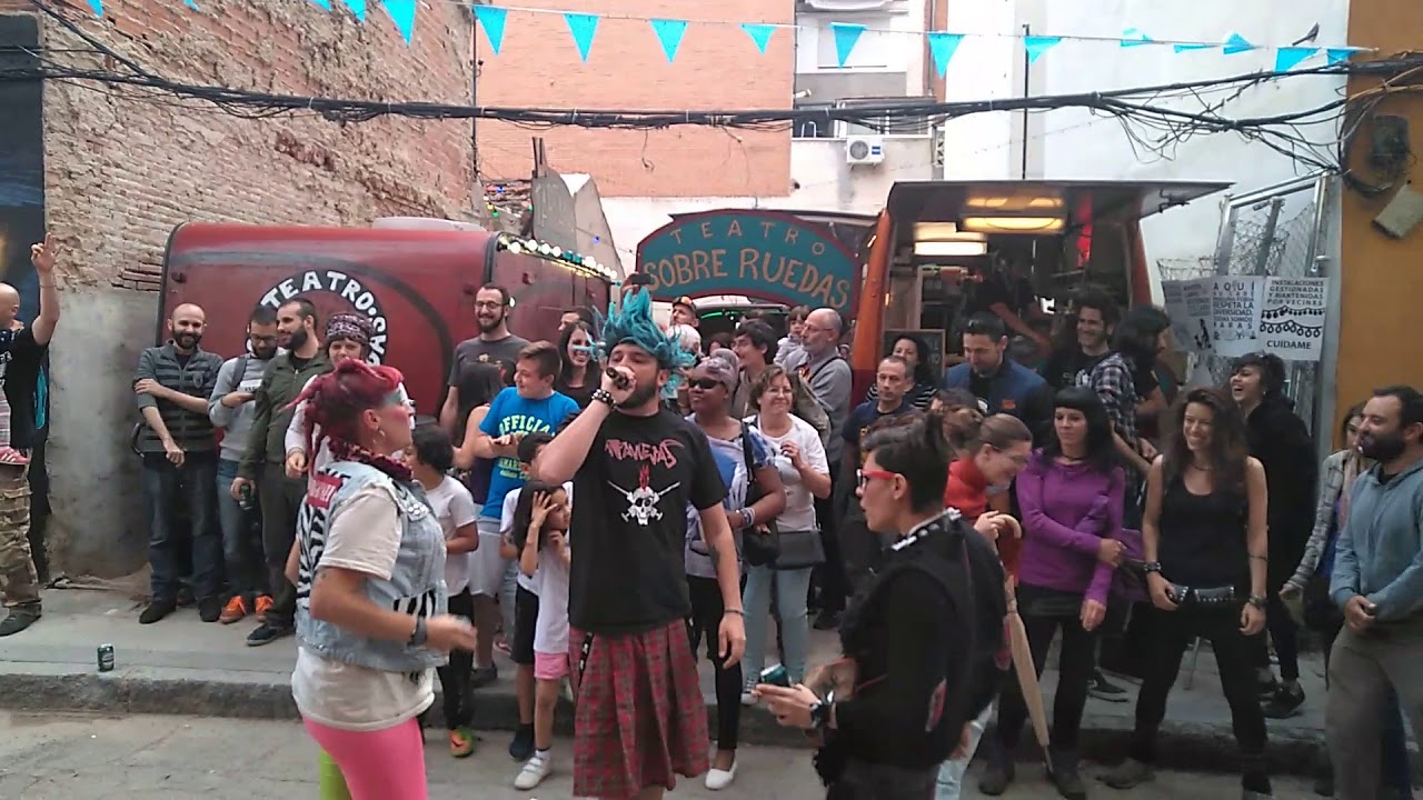 Txus es un alcohólico. Txaranga Punk. Fiestas Doña Karloto 2018. VKS