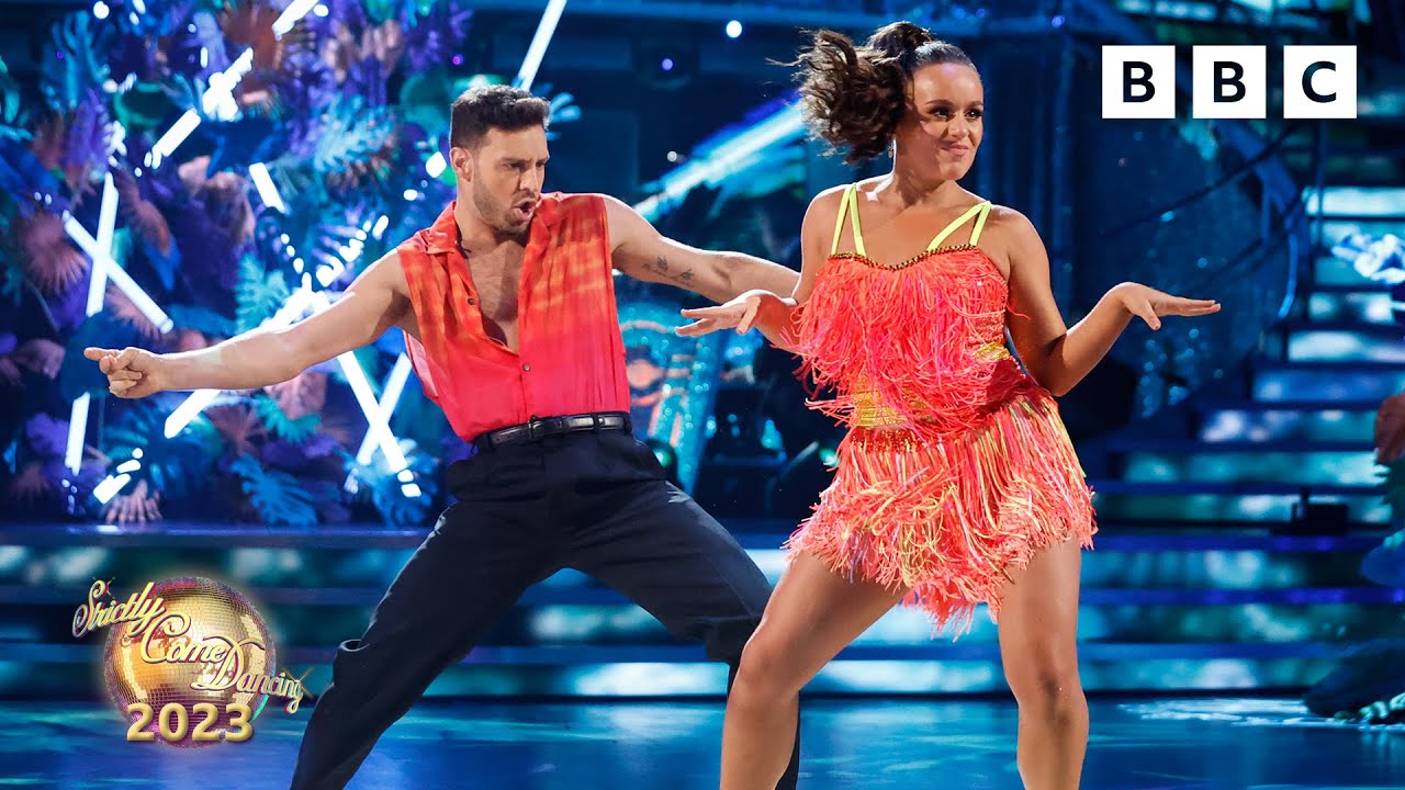 Ellie Leach and Vito Coppola Jive to Can't Tame Her by Zara Larsson ✨ BBC Strictly 2023