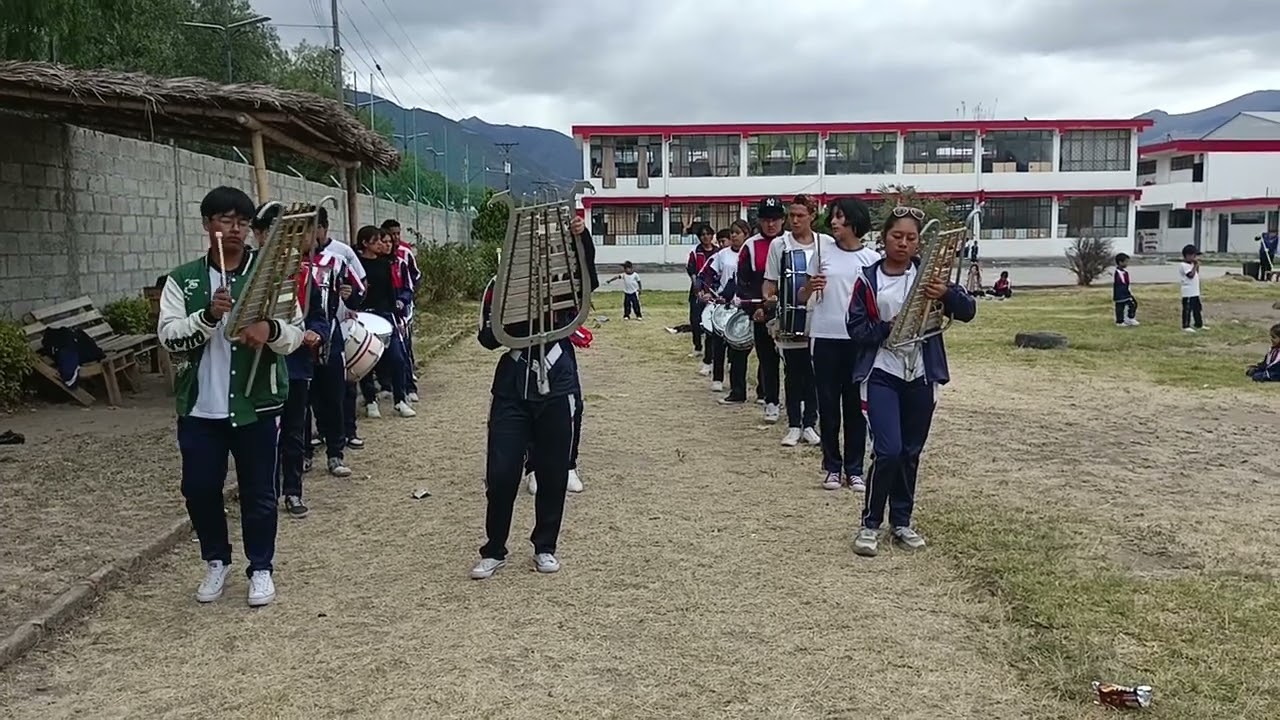 Ensayo del Himno a Paquisha