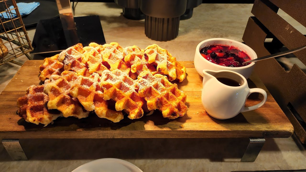 Wake up with a wonderful breakfast here at Pier one hotel Sydney Australia