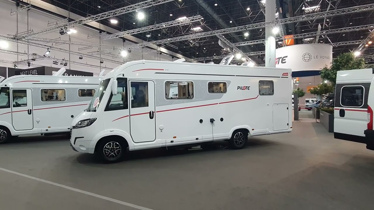 Pilote G740FC motorhome review. Integrated and prepared for WINTER.