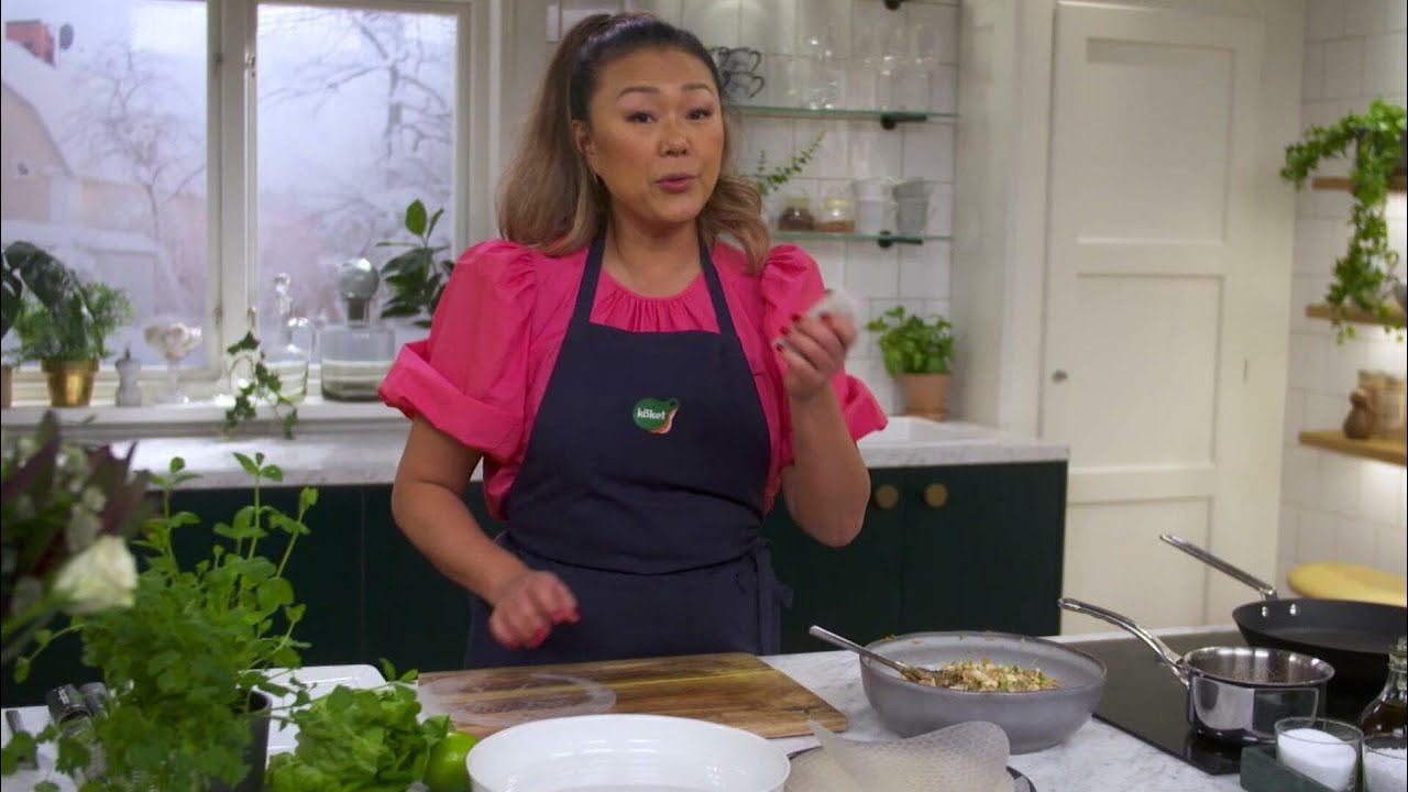 Kökets middag: Stekta rispappersdumplings med chili- och koriandersås - Köket