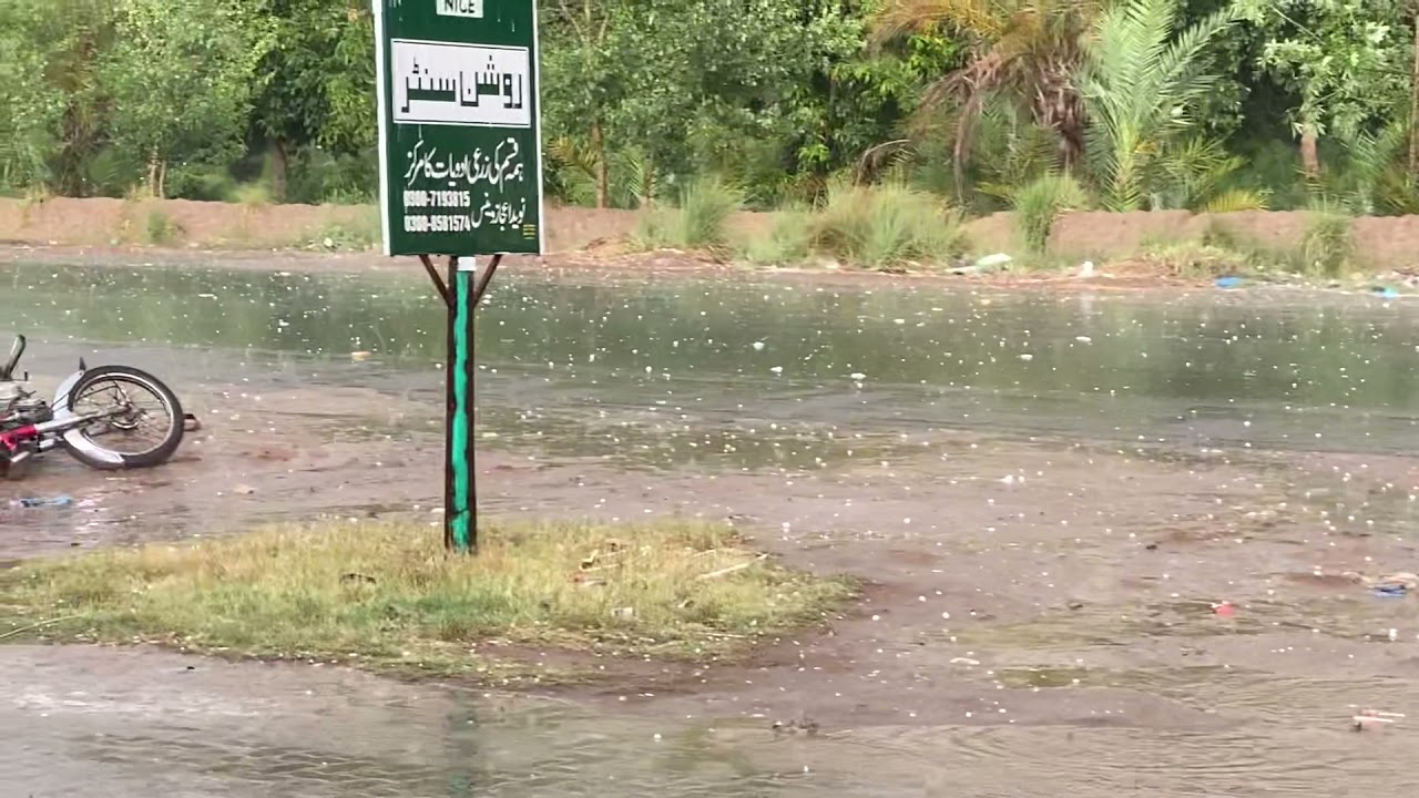 Heavy Rain with snowfall in Multan