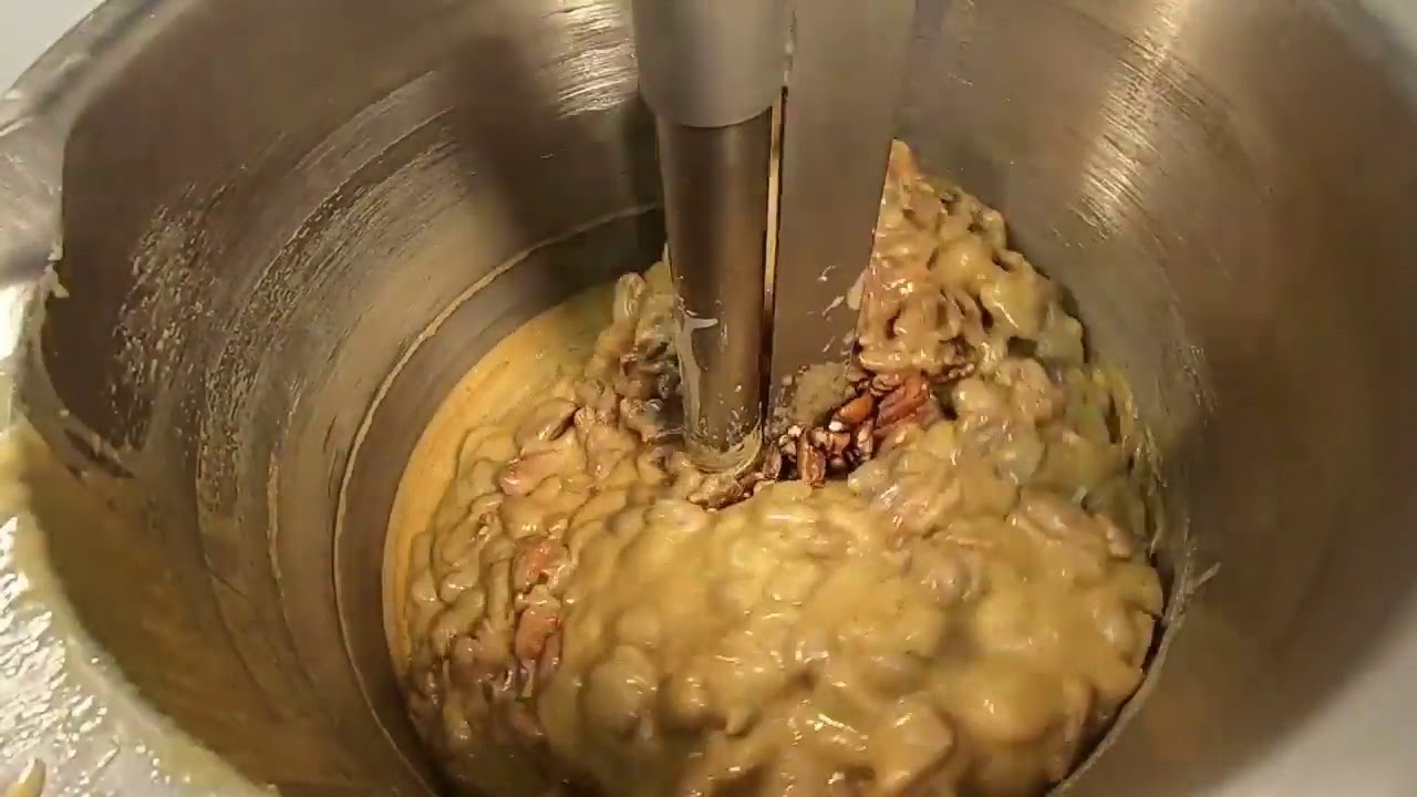 How to make Kettle Fresh Fudge's delicious pecan pralines!