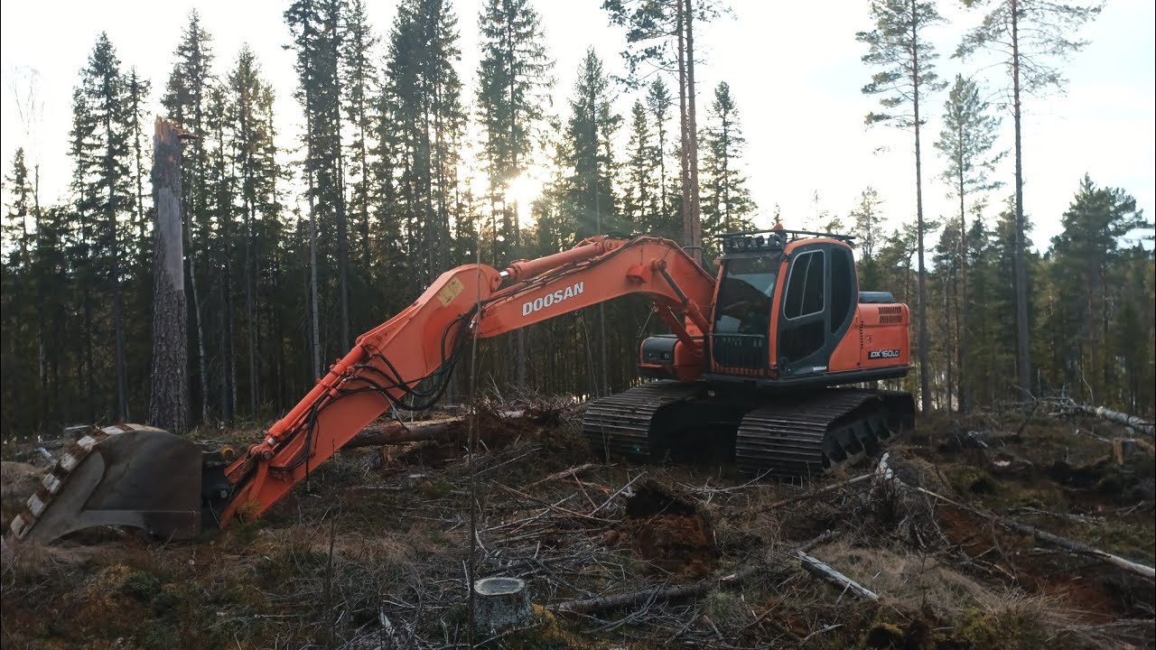 Doosan DX 160 LC  kääntömätästystä