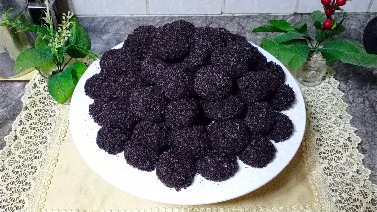 حلوة العيد ساهلة ماهلة ولذيذة😋 هشيشة وكتخرج كمية كثيرة تستحق التجربة  👍👍