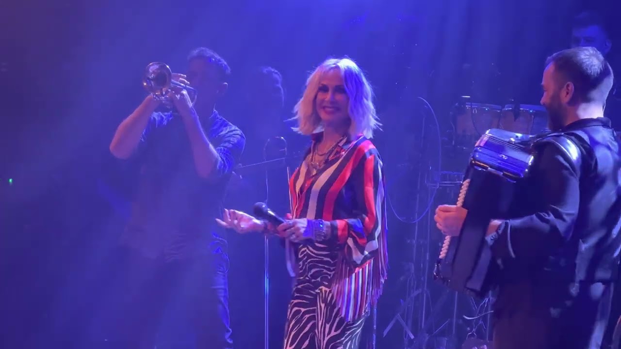 Anna Vissi - Mou Anikis, Hotel &Epsilon;&rho;&mu;&omicron;ύ 7, 08/04/2023