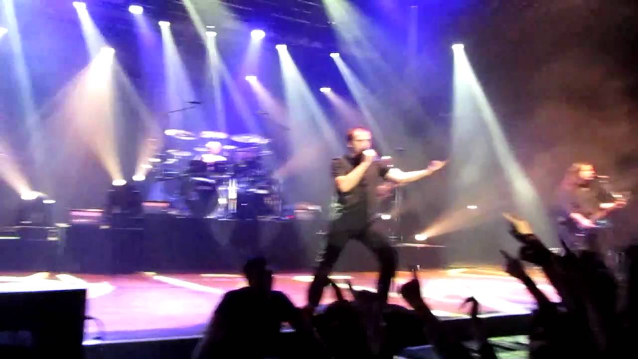 BLIND GUARDIAN - entrata + sacred worlds - live @ Alcatraz, Milano, Italy - 13.10.2010