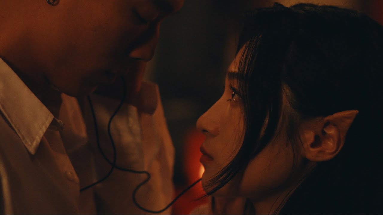 甜約翰 Sweet John【 還好有人跟我一樣 Loner Lover 】Official Music Video