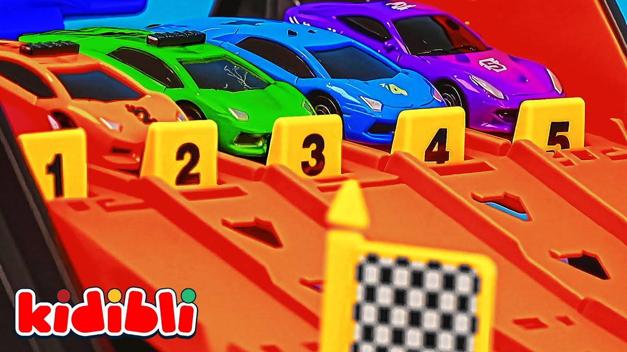 🏎️ Incroyable Course de Voitures en Feu 🏁 Circuit de Course, Voitures de Sport pour Enfant | Kidibli