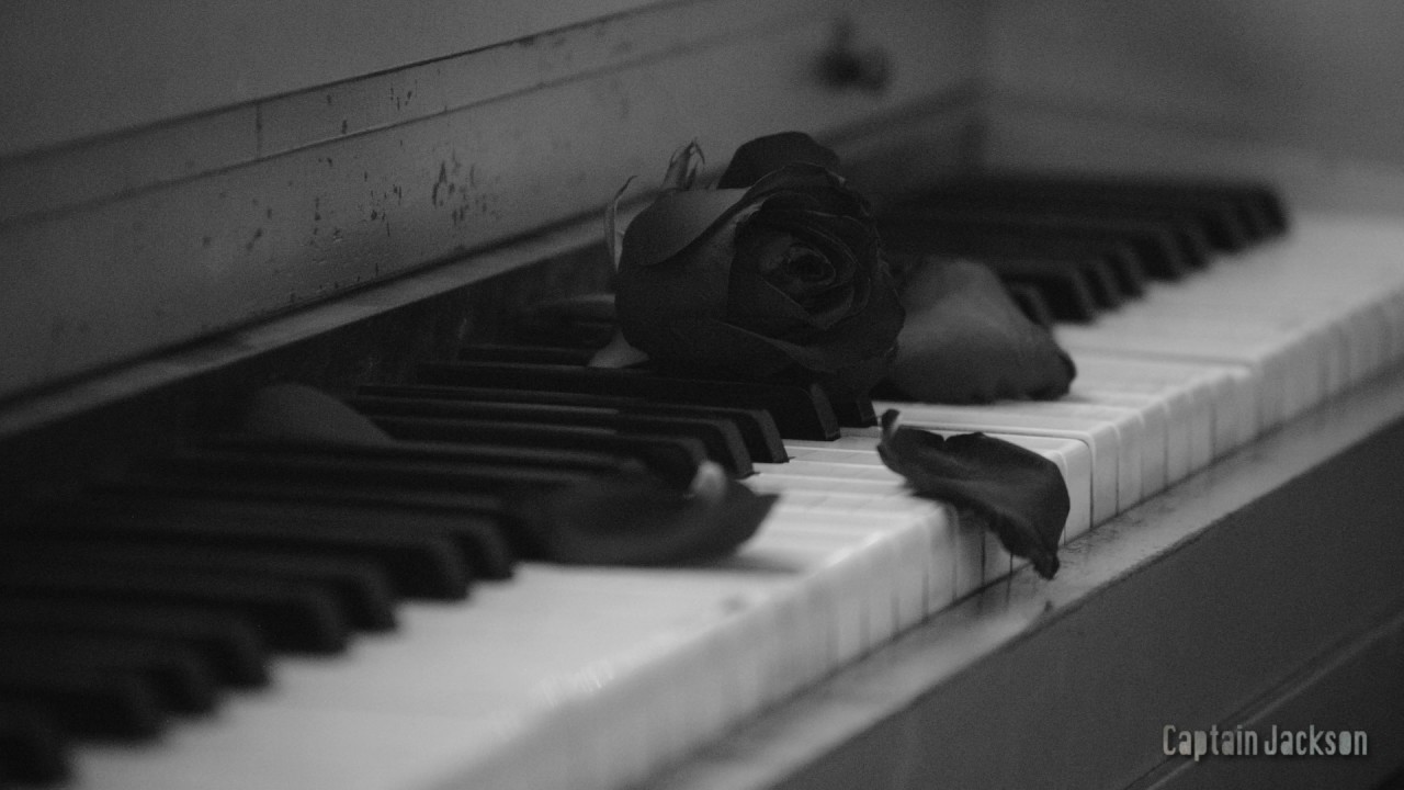 The Misleading War - Sad Piano Music (Adele/Sam Smith Type Music)