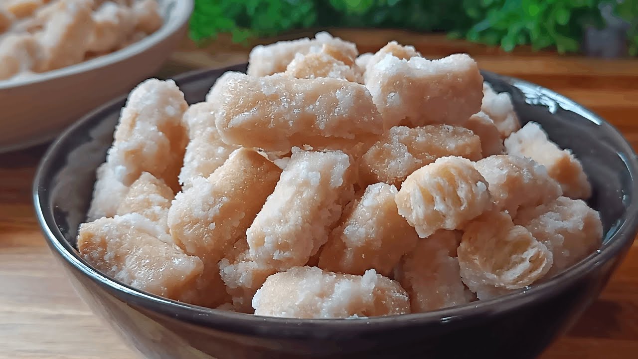 Crispy Shakkar Para Recipe | Traditional Indian Sweet Snack | Easy Sweet Snack for Diwali & Holi