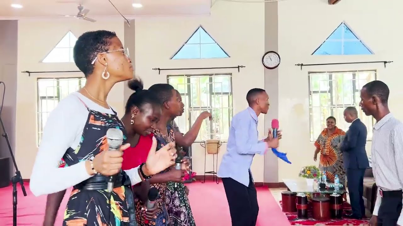 KUMBE UNATISHA HIVI (cover)  - BETHEL PRAISE TEAM