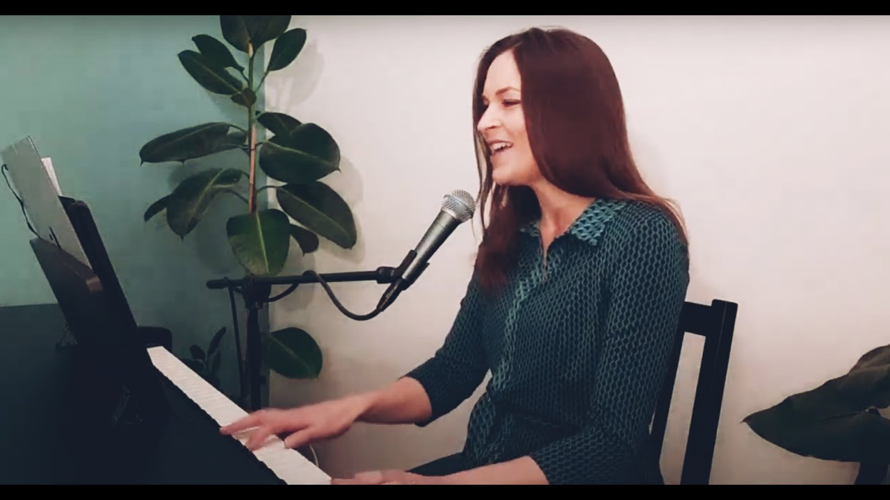 Hotel Amour - Pink Martini (Live Lounge)