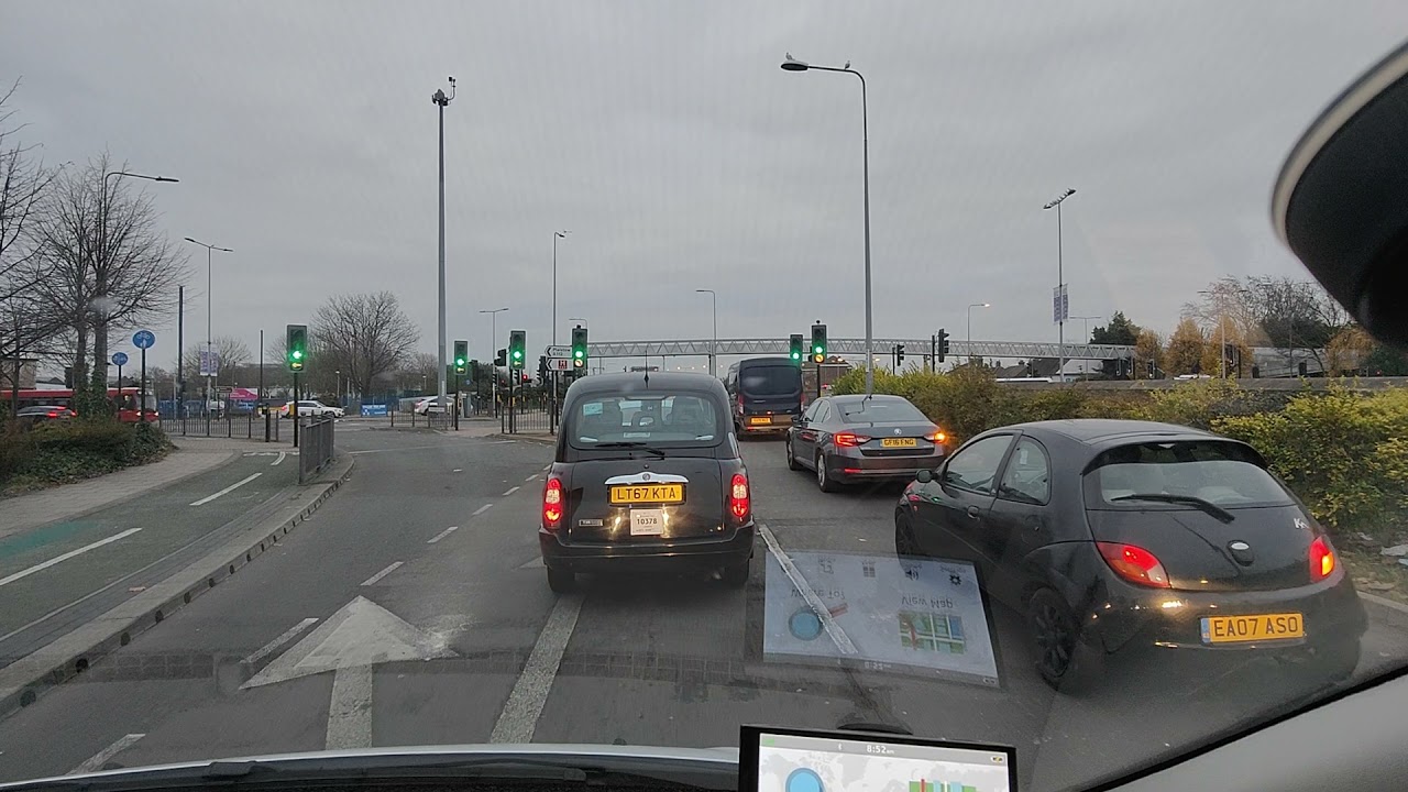 Stratford E15 to Basildon SS14 via B, W T, S O & U PLX 161221