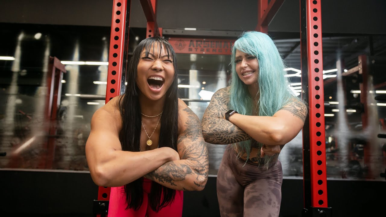 LA with Strong Waifu