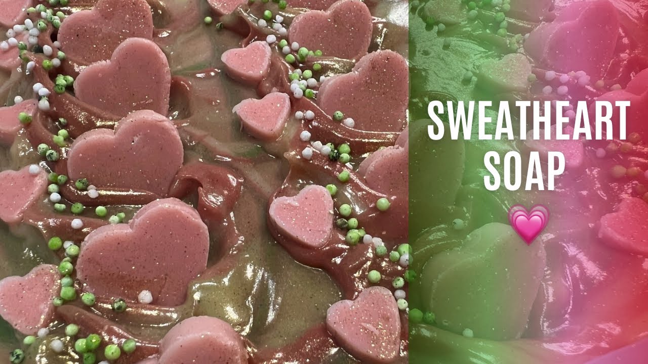 My Valentines Soap 🩷 and simplicity rant #naturalingredients #heart #soapmaking #smallsoapchannel 
