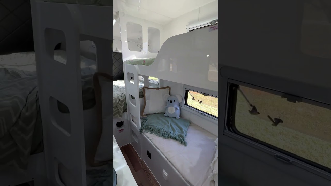 XT16HR FAMILY OFFROAD CARAVAN