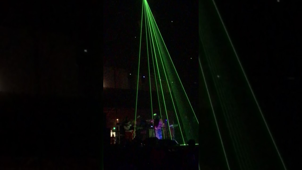 Eryka Badu- I Want You Live