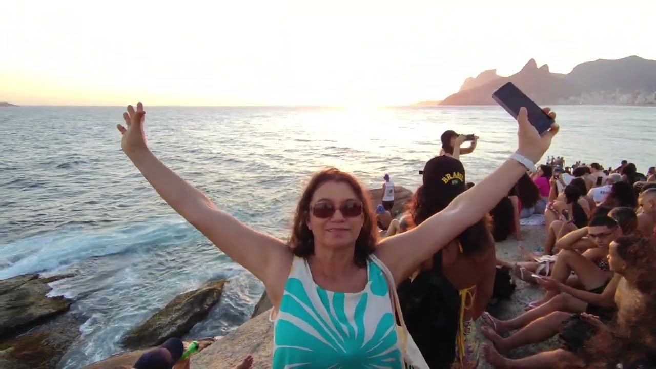 Por do ☀️ sol na pedra do arpoador domingo 