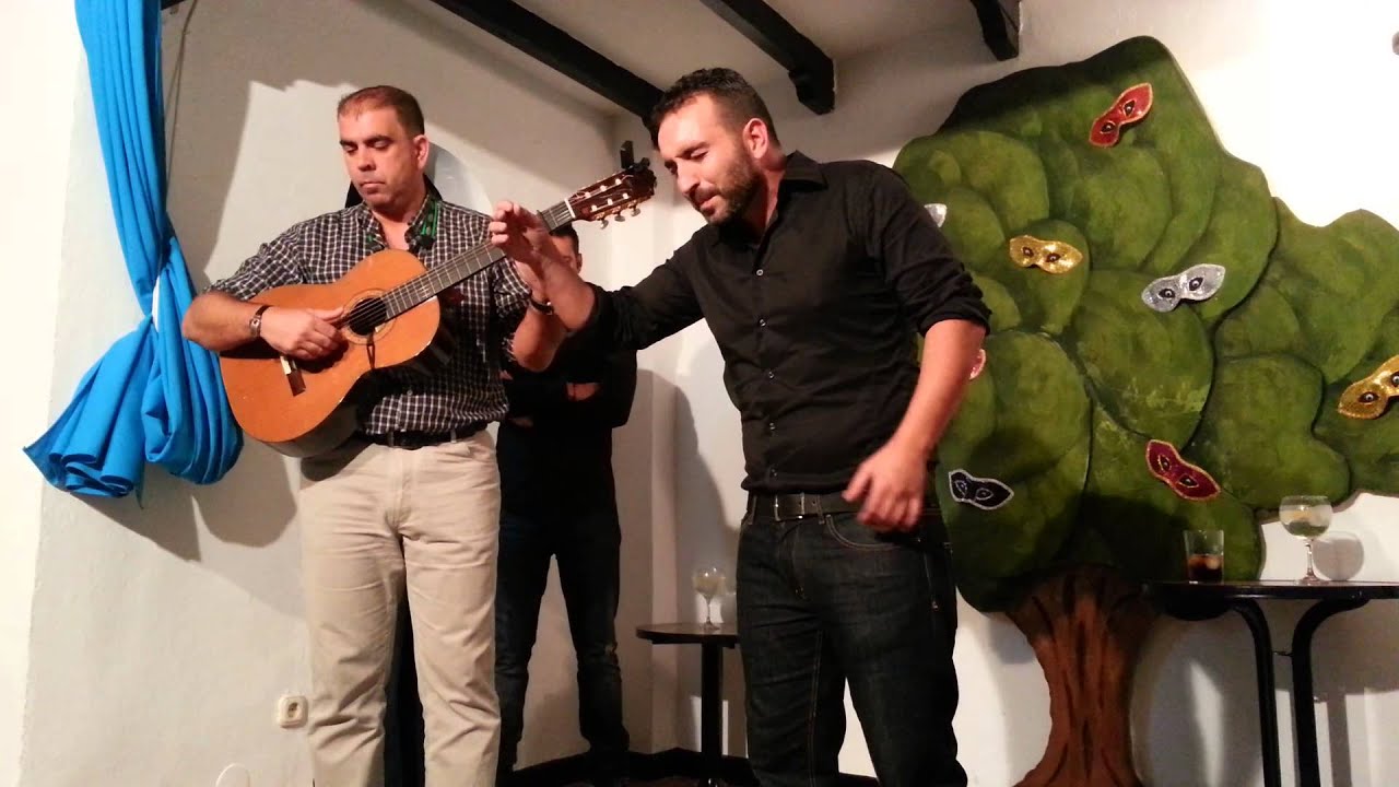 Faly Figuier - Hay amores