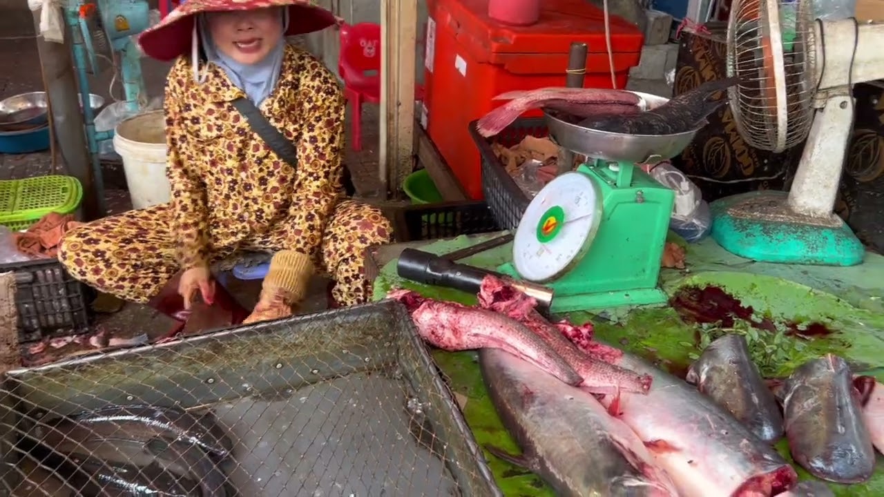 A Day in a Khmer Market - Cambodia