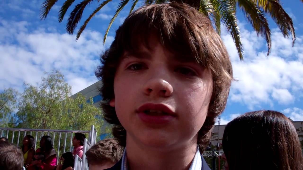 Джоэл Кортни на церемонии вручения премии MTV Movie Awards 2011