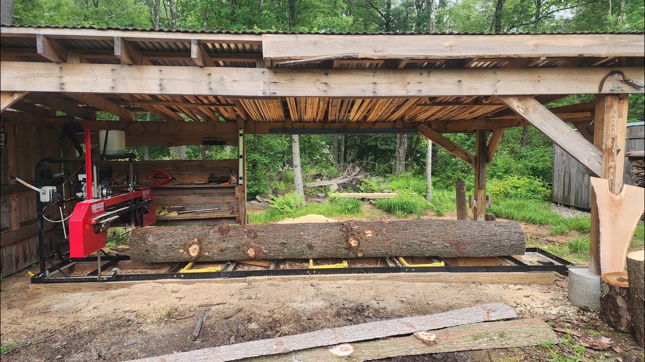 Hudson HFE30 Homesteader Milling 16ft Pine Lumber