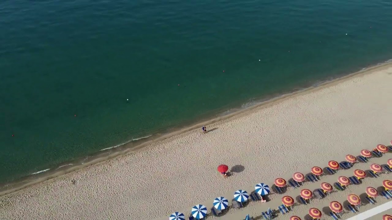 Serene Village - Calabria - Luglio 2021: Drone DJI Mini 2