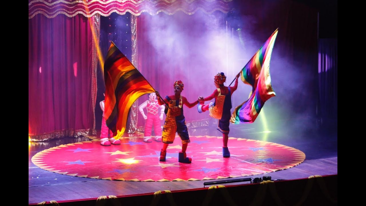 Viva o circo da alegria pra espantar a pandemia com Chocolate e Pimentinha!