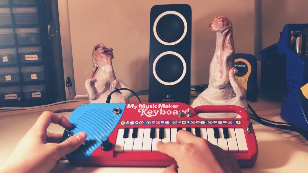 Circuit Bending: My Music Maker Keyboard - demo #2