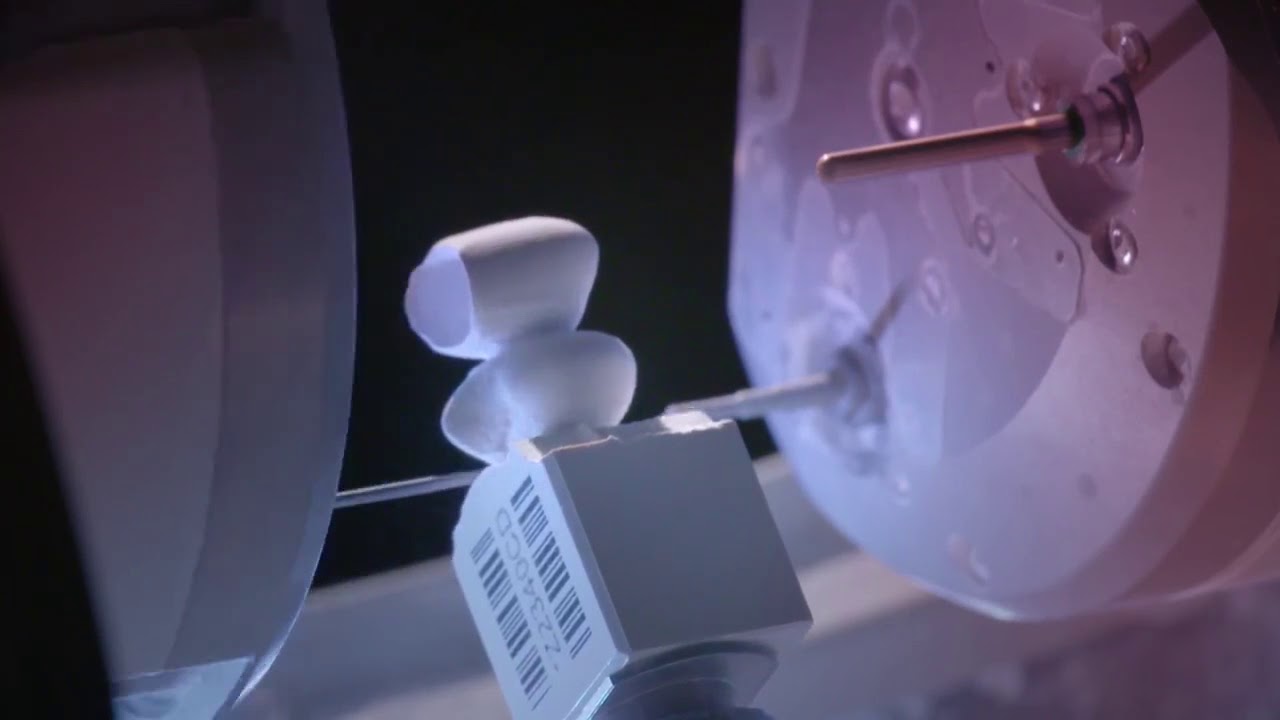 Фрезерование керамической коронки CEREC