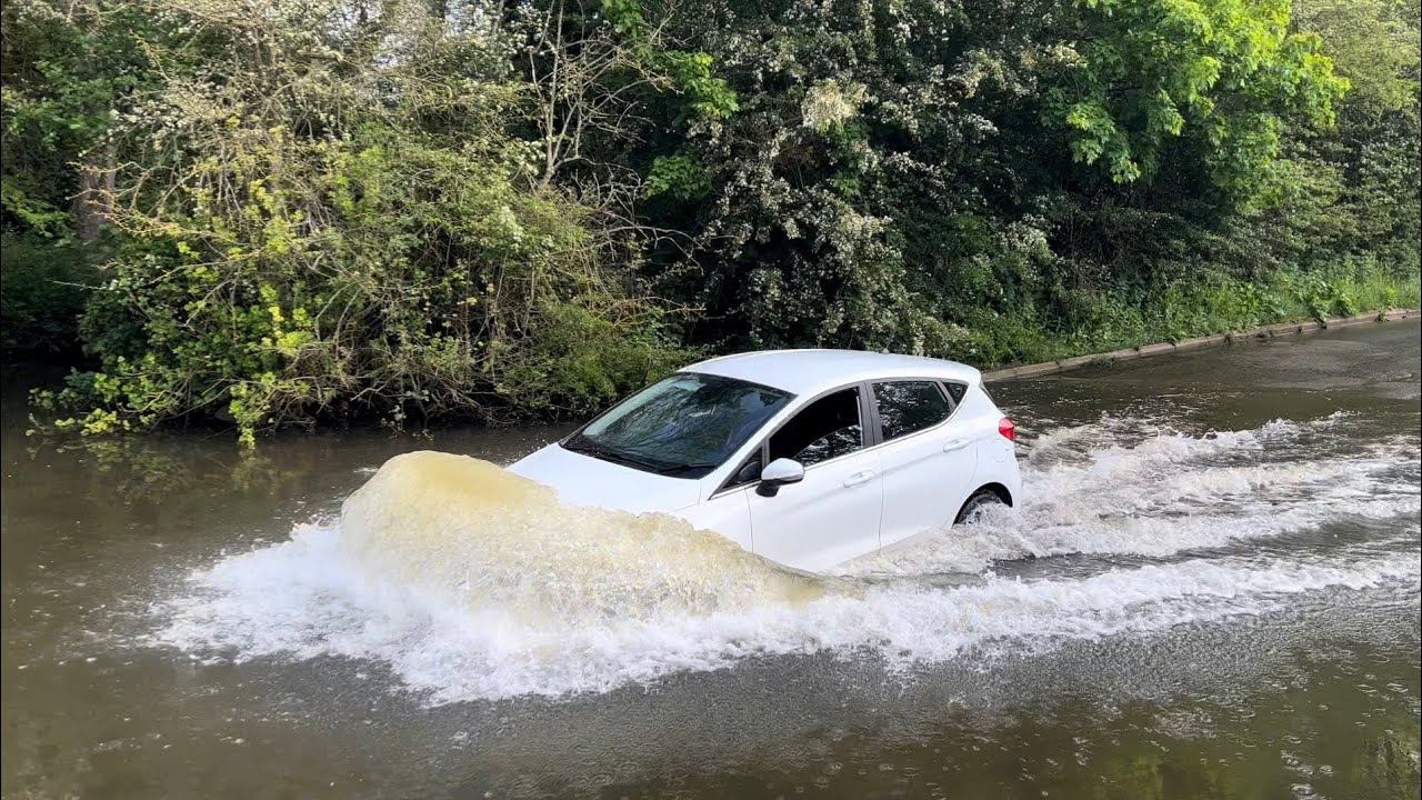 Watery Gate Lane || Vehicles vs DEEP Water compilation || #69