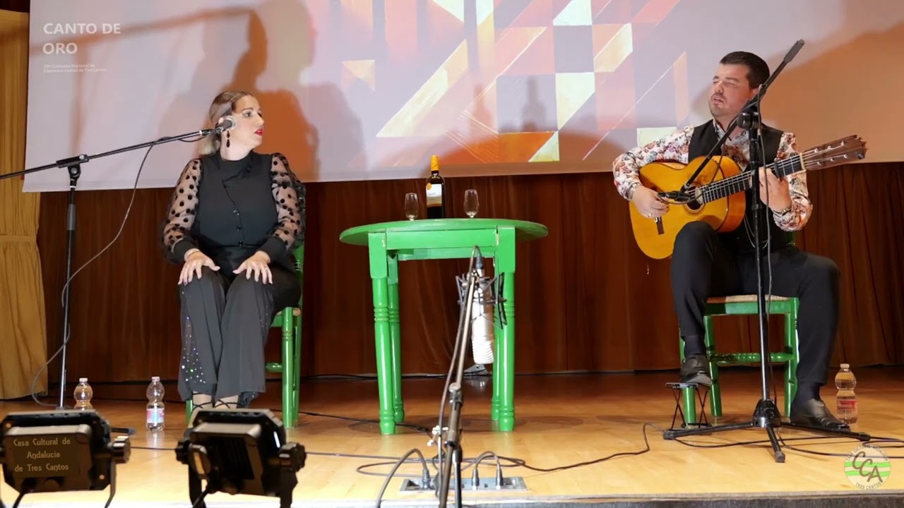 Raquel Salas Granaina y media Granaina