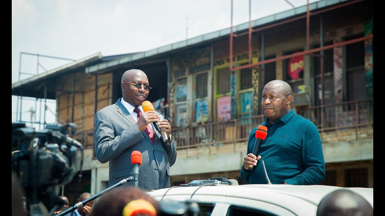 Umukuru w'igihugu yatanguje igikorwa co gufasha abadandaza ivyabo vyahiriye mw'isoko ya Kamenge