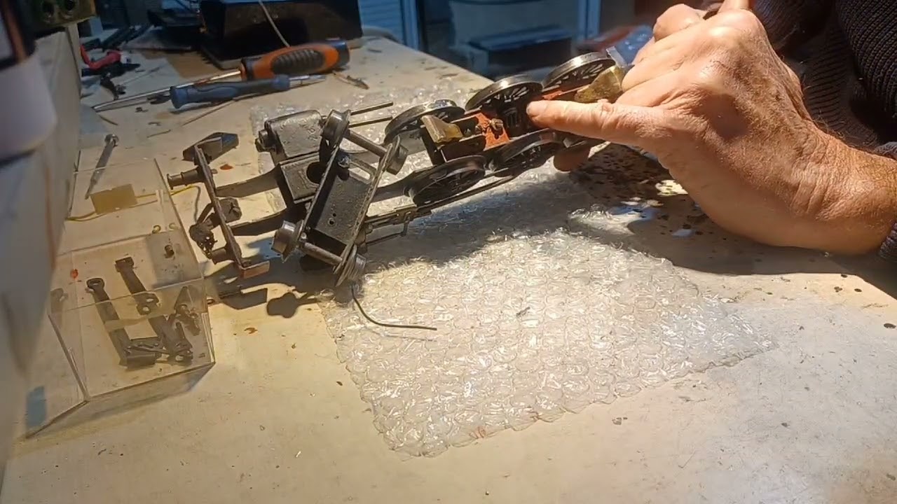 Manamo Roma en talleres.(Parte III final).Continuan los problemas.Vuelta  a la via?.Exito o fracaso?