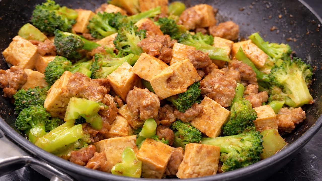 Easy One-Pan Pork, Broccoli and Tofu Stir Fry