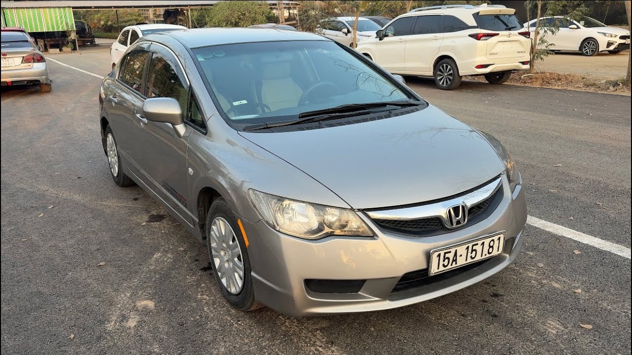 Honda Civic 2009 chuẩn gia đình ở hơn 100tr. Xe chạy chuẩn 14.4v km máy số Zin, lh 0966880665