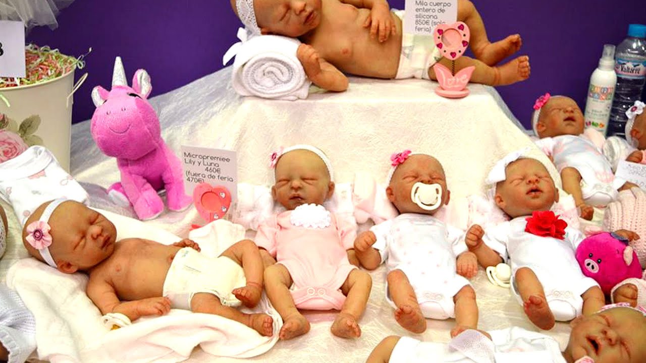 Beb&eacute;s hiperrealistas en una feria de Madrid, &iquest;ternura o pel&iacute;cula de terror?