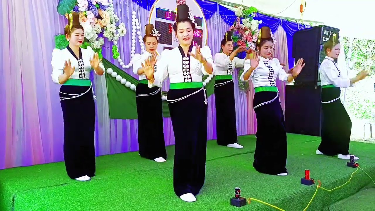Đội se Quàng LẢ