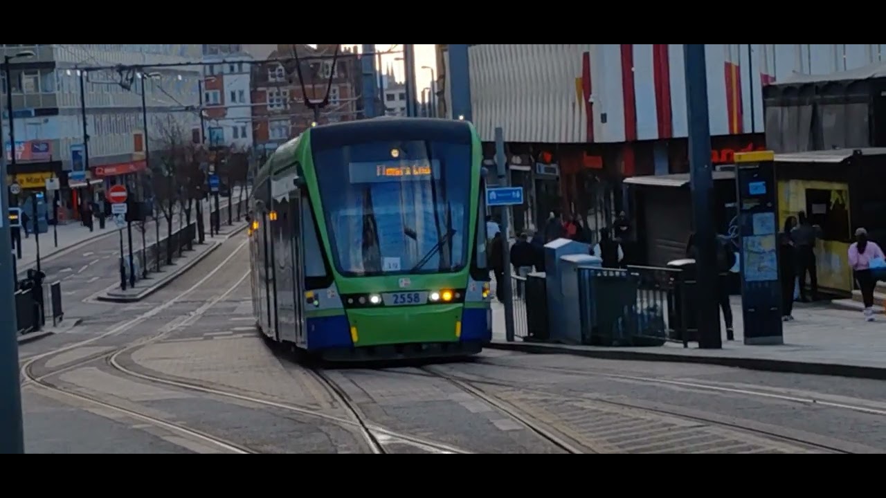 Croydon Tramway #tram #transport #transportation 