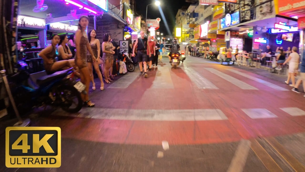 Soi Buakhao at Night, Pattaya 🇹🇭 | 4K Street Tour