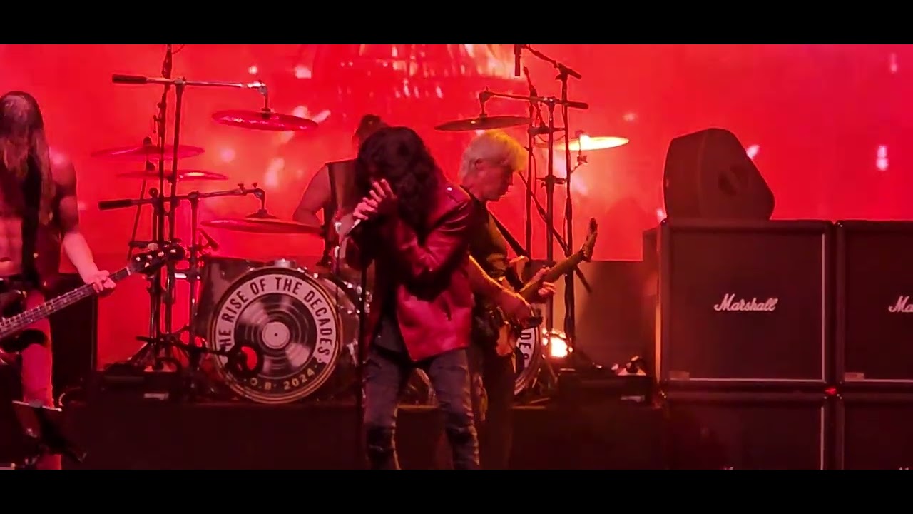 George Lynch and Gabriel Colón - Paris is Burning @ Jannus Live in St. Pete, FL  01-03-26