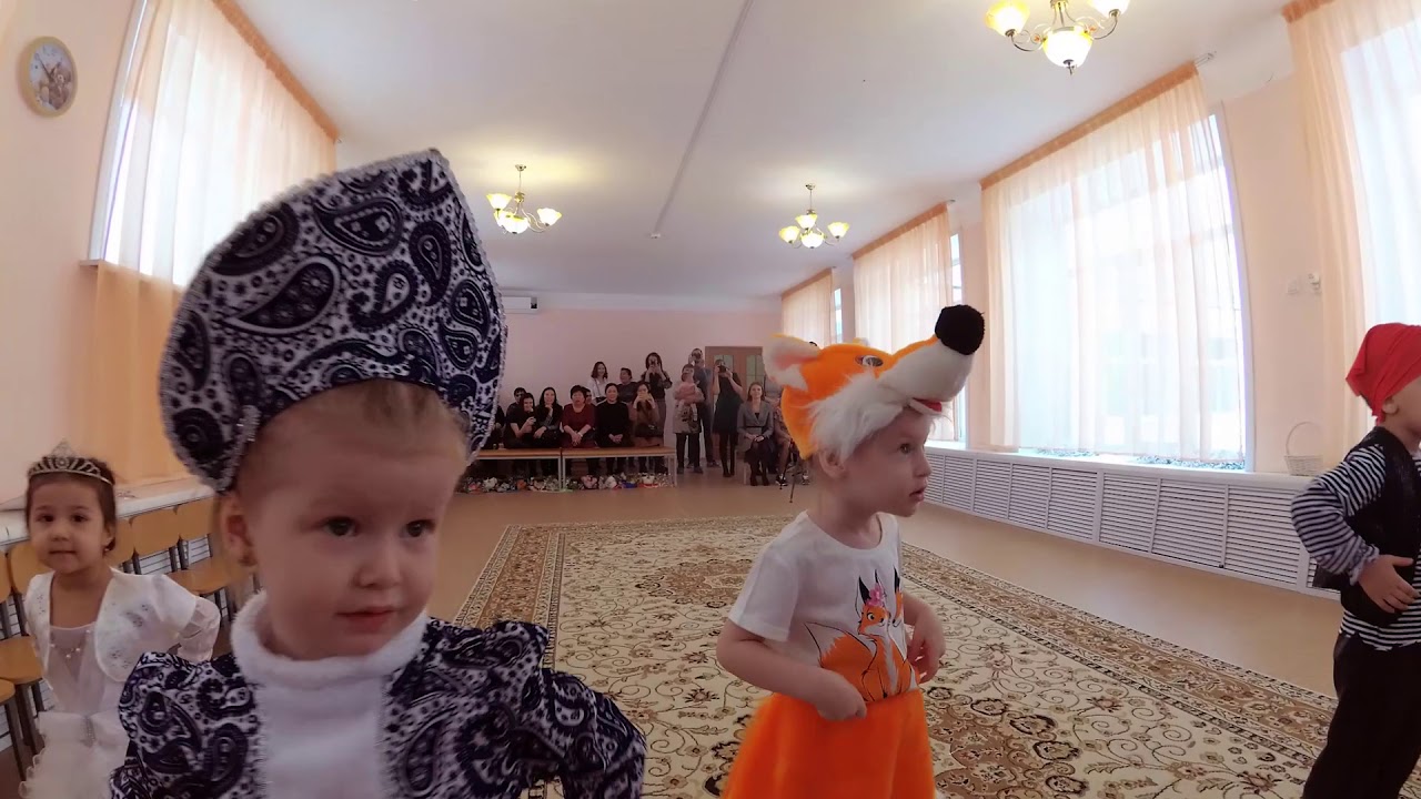 Утренник в Солнышко нг 2020
